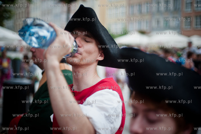 Gdansk. Zlot Zaglowcow Baltic Sail Gdansk 2013. Przemarsz...