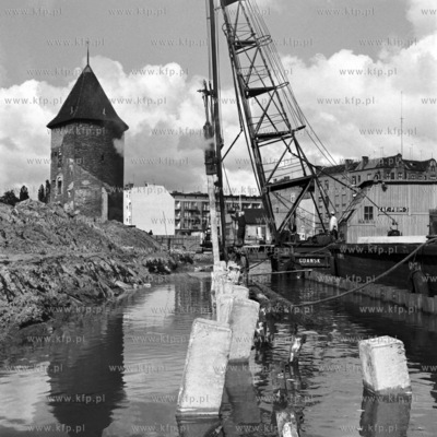 Przebudowa Długiego Pobrzeża w Gdańsku. 
8.09.1971
wrzesien1971_z.kosycarz_p26
Fot....
