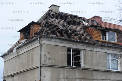 Sopot, ulica Bitwy pod Plowcami 46. O godzinie 4 05...