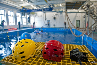 Gdynia. Osrodek Szkolenia Nurkow i Pletwonurkow Wojska...