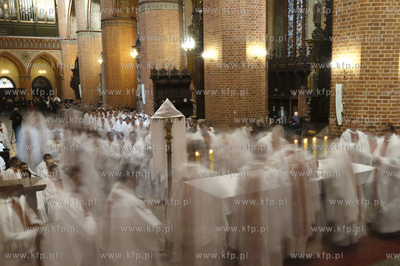Wielki Czwartek, Msza Krzyzma w katedrze pelplinskiej...