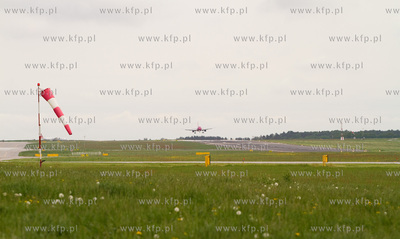 Port Lotniczy Gdansk im. Lecha Walesy. Nz. Widok na...