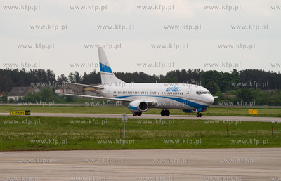 Port Lotniczy Gdansk im. Lecha Walesy. Nz.Boeing 737...