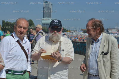 IV. Nadmorski Plener Czytelniczy Gdynia 2015. 55 oficyn...