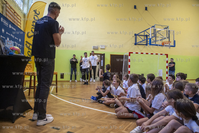 Szkoła Podstawowa nr 9 w Sopocie. Spotkanie uczniów...