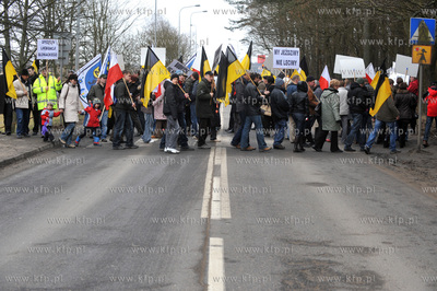 Gdansk. Protest przeciwko zamknieciu ul. Slowackiego...