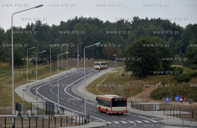 Petla autobusowa na Jasieniu w okolicy przystanku PKM....