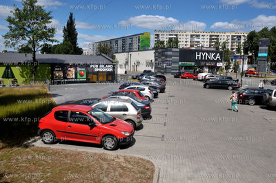 Gdansk Zaspa. Okolice malego centrum handlowego Hynka...