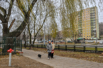 Gdańsk Siedlce. Ul. Kartuska w okolicach VIII liceum....