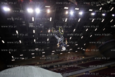 Ergo Arena prawie gotowa na zawody sportow ekstremalnych...