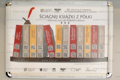 Gdansk. W 35 tramwajach Pesach pojawily sie specjalne...