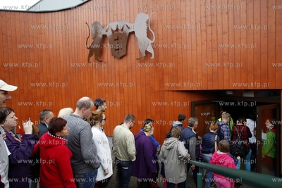 Dzien Otwarty oliwskiego Zoo. Tlumy podczas otwarcia...