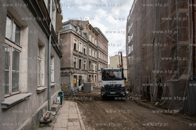 Rewitalizacja Biskupiej Górki.  Prace na ul. Na Stoku....