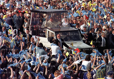 Papiez Jan Pawel II w Trojmiescie. Hippodrom w Sopocie....