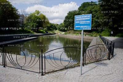 Gdansk. Wyremontowany zbiornik retencyjny Powstancow...