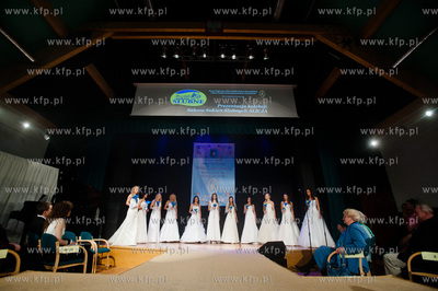 Gminny Dom Kultury w Pierwoszynie. Gala Finalowa Miss...