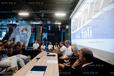 Gdynia. Infobox. Konferencja prasowa prezentujaca Gdynski...