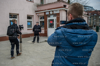 Gdansk. Nowy Port. Kandydaci do Rady Dzielnicy zwiazani...