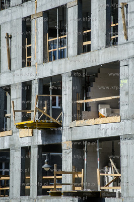 Gdynia. Budowa kompleksu mieszkalno-uslugowego Baltiq...