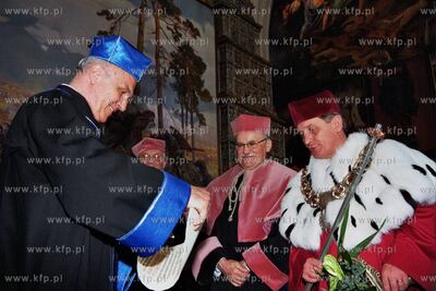 Nadanie tytulu doktora honoris causa Uniwersytetu Gdanskiego...