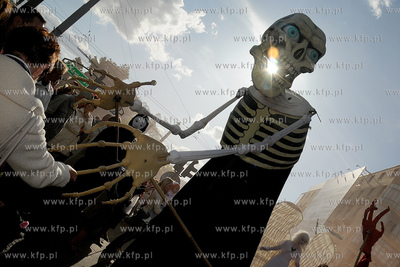 Cudawianki czyli Noc Swietojanska w Gdyni. Nz Miedzynarodowa...