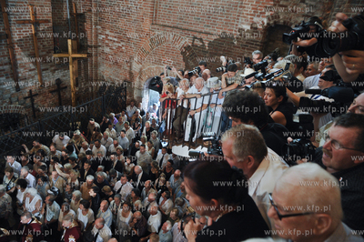 Pogrzeb pralata Henryka Jankowskiego w kosciele sw....