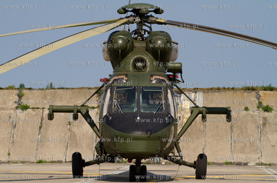 W Gdyni Babich Dolach zalogi smiglowcow W-3 z 25 Brygady...