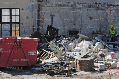 Sopot. Przebudowa budynku kina Polonia  przy ul. Bohaterow...