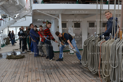 Dzien na Darze Mlodziezy ze studentami Akademii Morskiej...