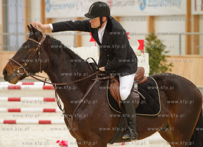 Pierwsze Zawody Ogolnopolskie w nowej hali Hipodromu...