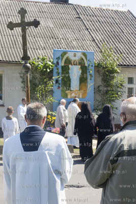 Procejsa Bozego Ciala w Gdansku - Sw. Wojciechu.
04.06.2015
Fot....