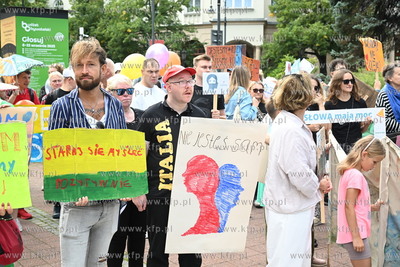 Marsz dla Zdrowia Psychicznego #poGodność i okazania...