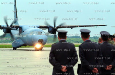 Ciala trzech zolnierzy polskiego kontyngentu wojskowego...