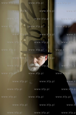 Stefan Chwin, gdanski powiesciopisarz, eseista, krytyk...