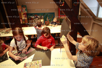 Sopot. Mlodzieżowy Dom Kultury. Zajęcia plastyczne...