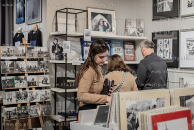 Galeria Sztuk Różnych Kosycarz&Beneda. Promocja autorskich...
