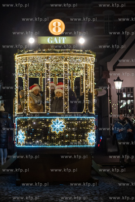 Świetlisty tramwaj Gdańskich Autobusów i Tramwajów,...