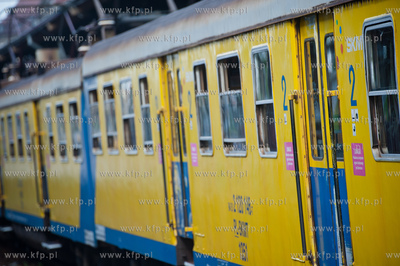 Gdansk. Dworzec Glowny PKP. Pociag elektryczny Szybkiej...