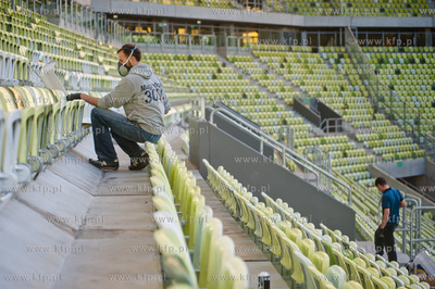 Gdansk. Stadion PGE Arena. Malowanie napisu Lechia...