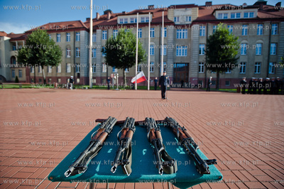 Gdynia. Oksywie. Akademia Marynarki Wojennej. Uroczystosc...