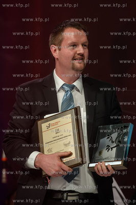 Gdansk. Centrum konferencyjno-wystawiennicze Amber...