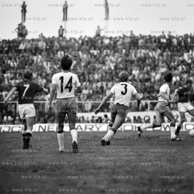 Mecz pomiędzy reprezentacjami Polski i ZSRR na stadionie...