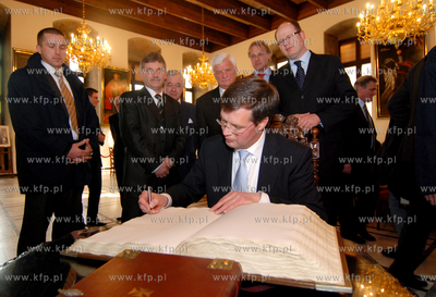 Z nieoficjalna wizyta w Gdansku przebywal Premier Krolestwa...