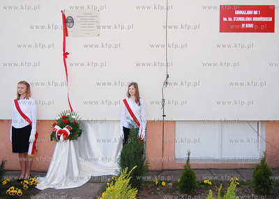 Uroczystosci nadaniua imienia ks. Stanislawa Orminskiego...