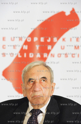 Gdansk. Konferencja W przededniu wielkiej zmiany. Okragly...