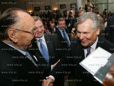 Szczecin. W hotelu Radisson odbywaly sie dzis II dni...