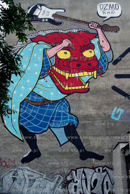 Ozdobne murale na blokach S.M. Zaspa. Gionata Gesi...