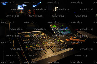 Gdansk. Klub Parlament. Festiwal Metropolia jest Okey....