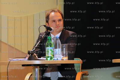 Studio Radia Gdansk. Debata kandydatow na prezydenta...