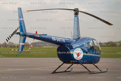 Gdansk Rebiechowo. Nz. Smiglowce Robinson R44. Wizyta...